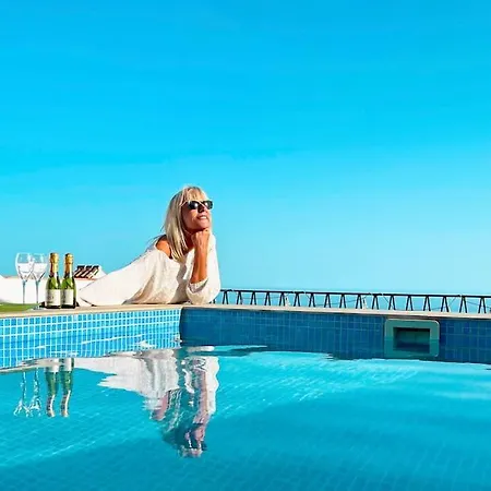 New Apartment! Private Roooftop Terrace & Pool Apartment
