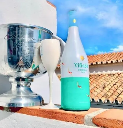 New Apartment! Private Roooftop Terrace & Pool Apartment